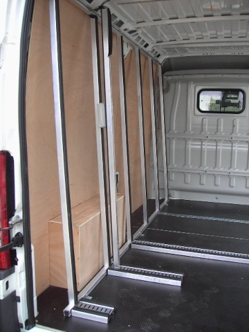 porte-verre intérieur pour véhicule utilitaire