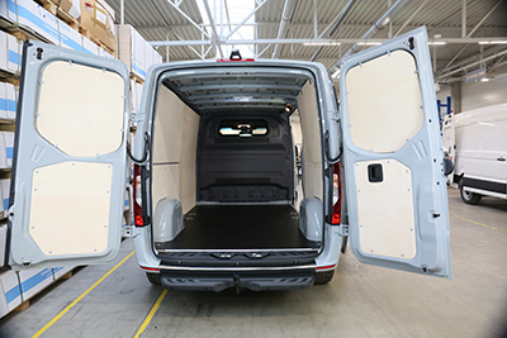 Protection intérieure pour véhicule utilitaire. Habillage intérieur de la carrosserie de fourgon et fourgonnnte utilitaire.