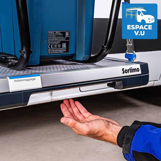 Plateau coulissant - plancher extractible avec système de freinage pour véhicule utilitaire, équipement de fourgon, pick-up et break par Espace V.U Sarl station Sortimo by Gruau à Bordeaux en Gironde 33, Charente 16, Charente-Maritime 17, Dordogne 24 et Lot-et-Garonne 47.