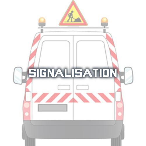 Signalisation pour Expert thermique ou électrique, kit de balisage rouge et blanc classe A et B, triangle triflash, gyrophare, led, rampe lumineuse, balisage voiture police municipale, sur véhicule utilitaire, fourgon et fourgonnette artisan, entreprise PME, grand compte et collectivité locale par Espace V.U Sarl station Sortimo by Gruau, aménageur et créateur de véhicule utilitaire atelier à Bordeaux en Gironde, Dordogne, Charente, Charente-Maritime, Lot-et-Garonne. Vente directe usine.