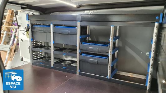 Aménagement pour un Jumpy M utilitaire d'un artisan plombier électricien en Gironde.