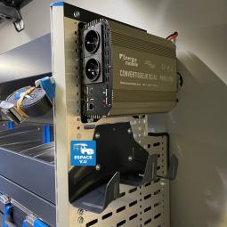 Aménagement de Sprinter utilitaire camion pour un artisan plombier chauffagiste en Gironde.